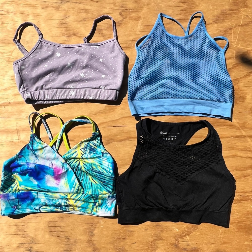Lot of 4 Womens Sports Bras BCG Soma Sport LA Image Size Medium Black Blue Multi